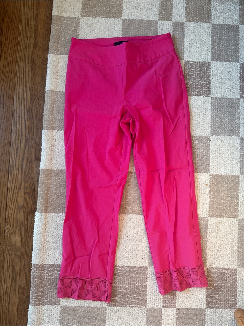 Up! Women's Hot Pink Cropped Capris with Lace Hem